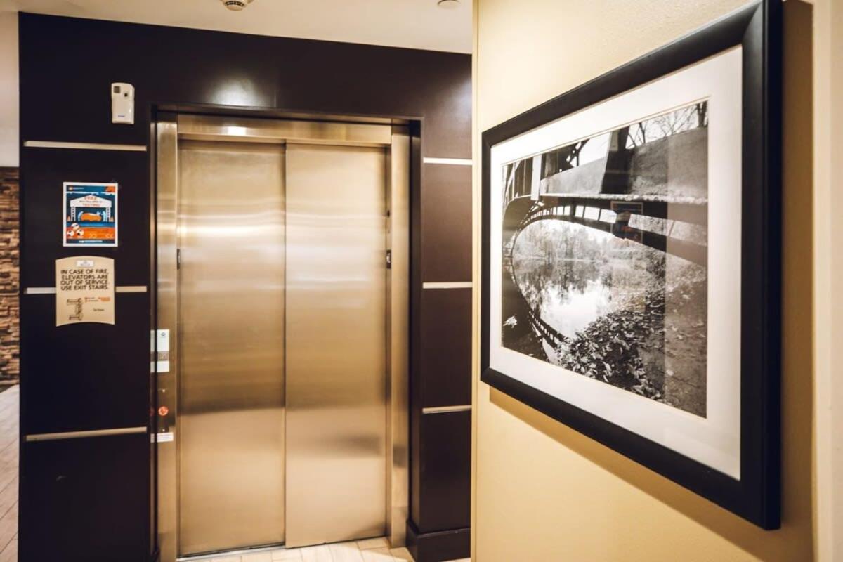 Free Parking Free Wifi With Kitchen Washer Dryer Relux Studio Group 2 Apartment Хюстън Екстериор снимка