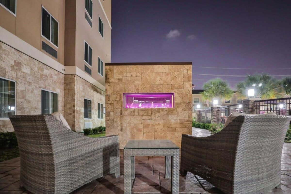 Free Parking Free Wifi With Kitchen Washer Dryer Relux Studio Group 2 Apartment Хюстън Екстериор снимка